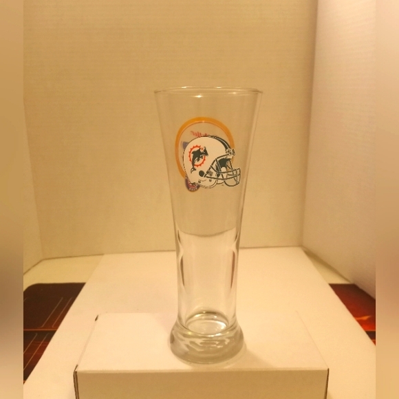 Miami Dolphins Miller Lite tall beer glass - Picture 1 of 2